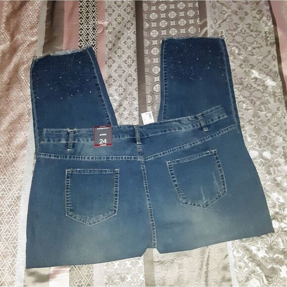 Avenue Ankle embroidered jeans - Picture 4 of 7